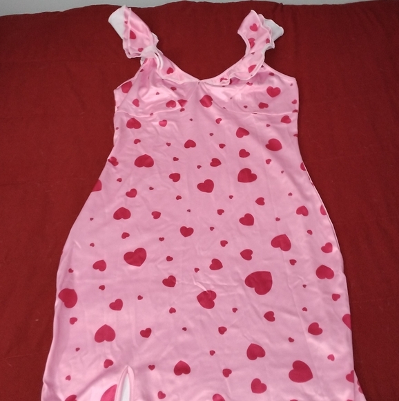Pink Heart Print Ruffle Dress. - Picture 5 of 6